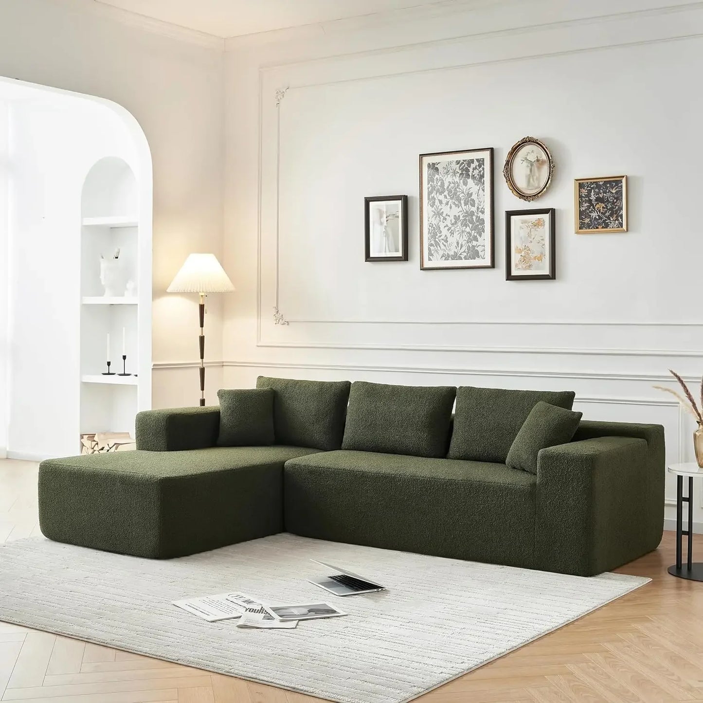 Nebraska Sofa